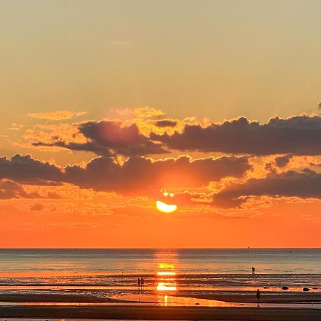Nauset Beach Inn ออร์ลีนส์ ภายนอก รูปภาพ