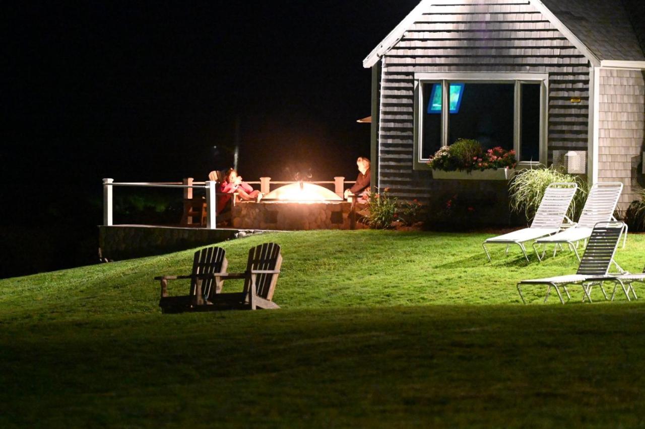 Nauset Beach Inn ออร์ลีนส์ ภายนอก รูปภาพ