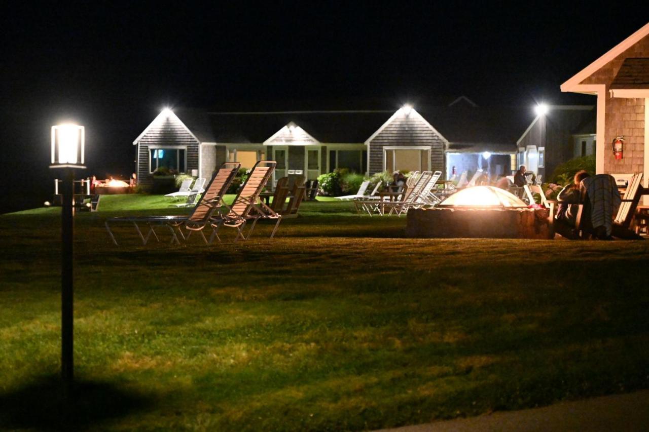 Nauset Beach Inn ออร์ลีนส์ ภายนอก รูปภาพ