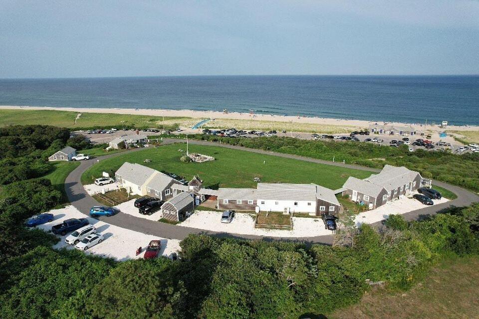 Nauset Beach Inn ออร์ลีนส์ ภายนอก รูปภาพ