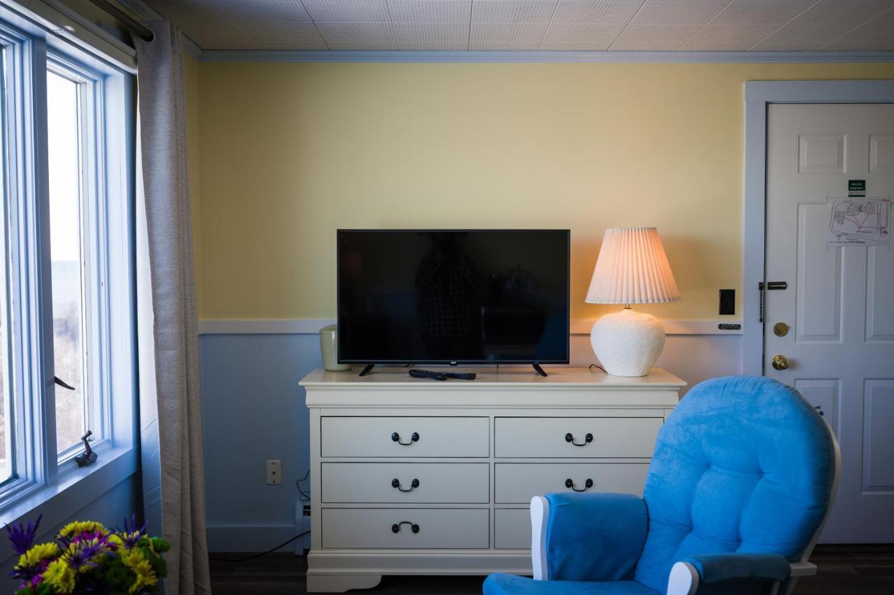 Nauset Beach Inn ออร์ลีนส์ ภายนอก รูปภาพ