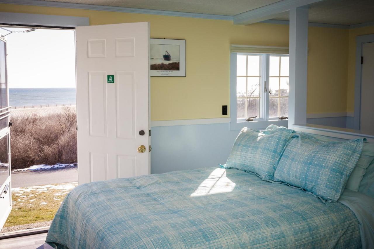 Nauset Beach Inn ออร์ลีนส์ ภายนอก รูปภาพ